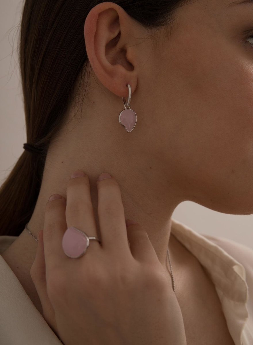 Anillos con piedras con motivo en forma de lágrima en rosa-LINEARGENT