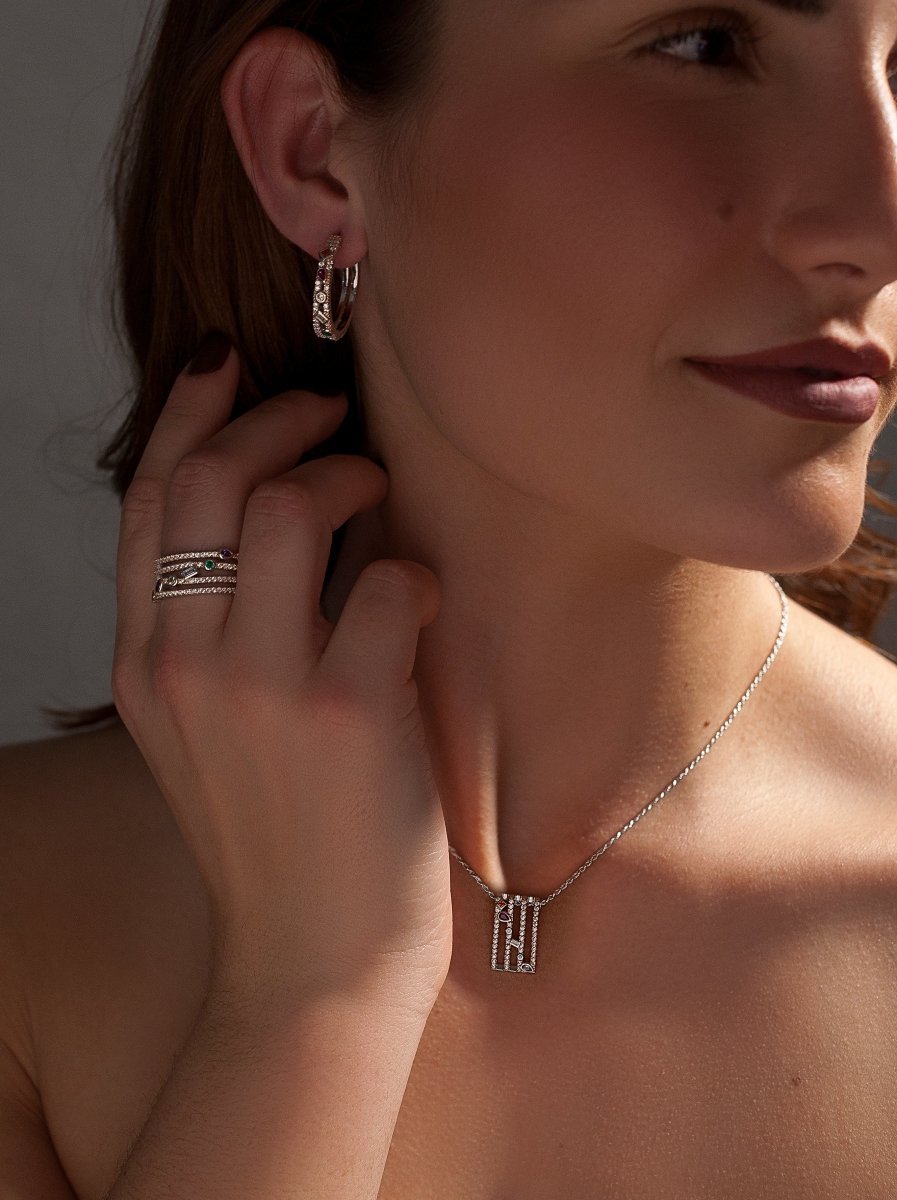 Anillos con piedras de colores diseño de cuatro carriles