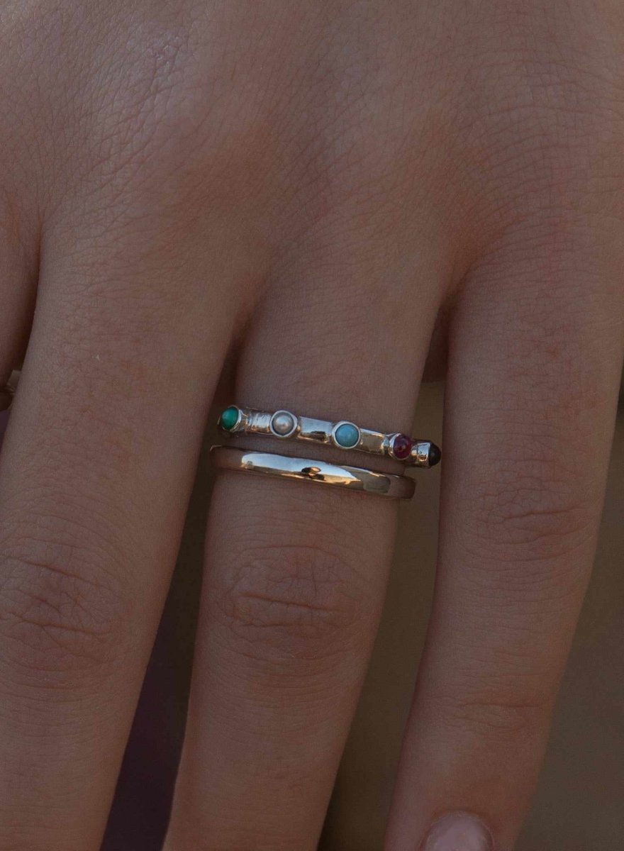 Anillos con piedras diseño de cinco gemas y una perla-LINEARGENT