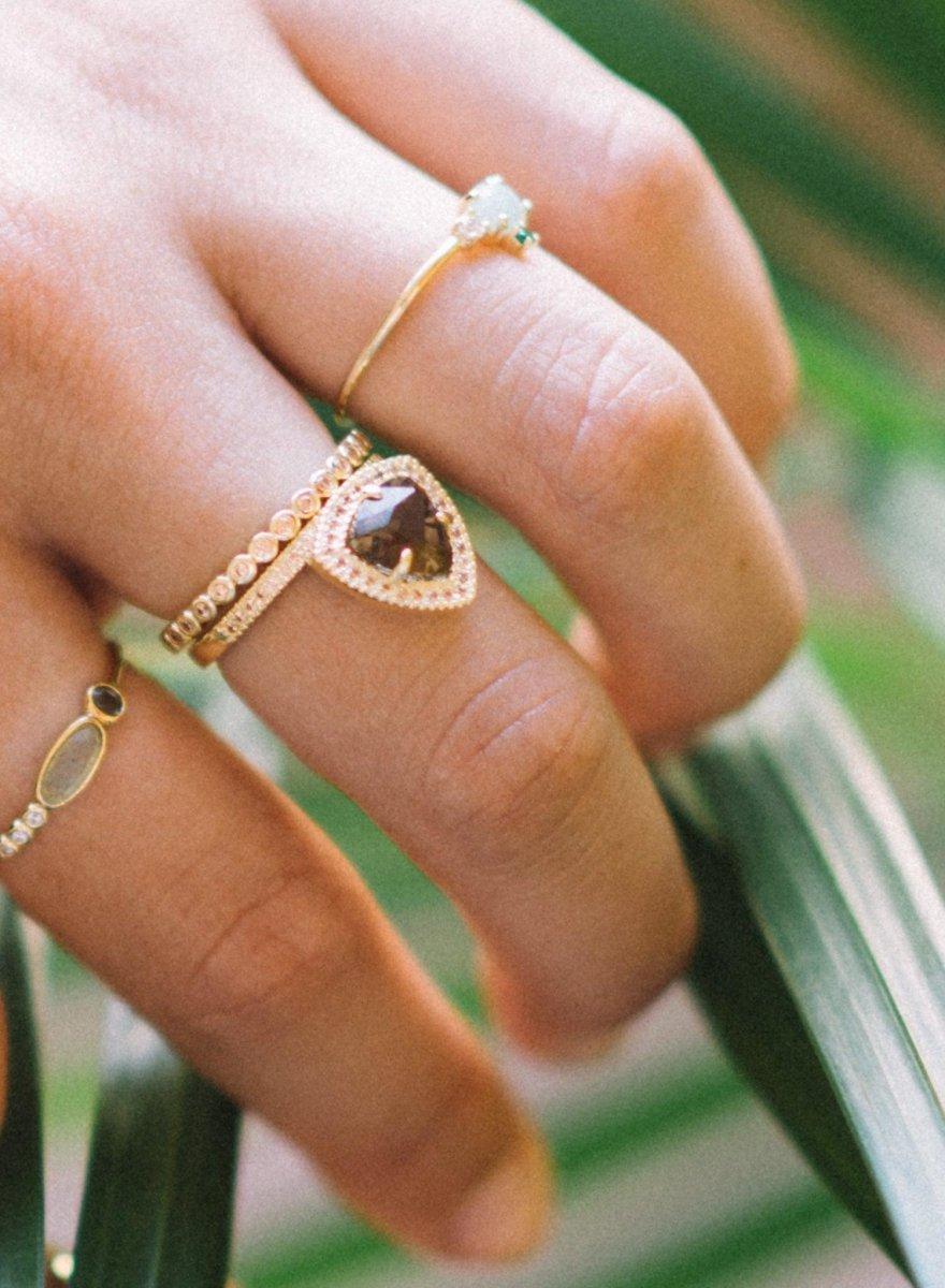 bagues avec pierres design original et zircons-LINEARGENT