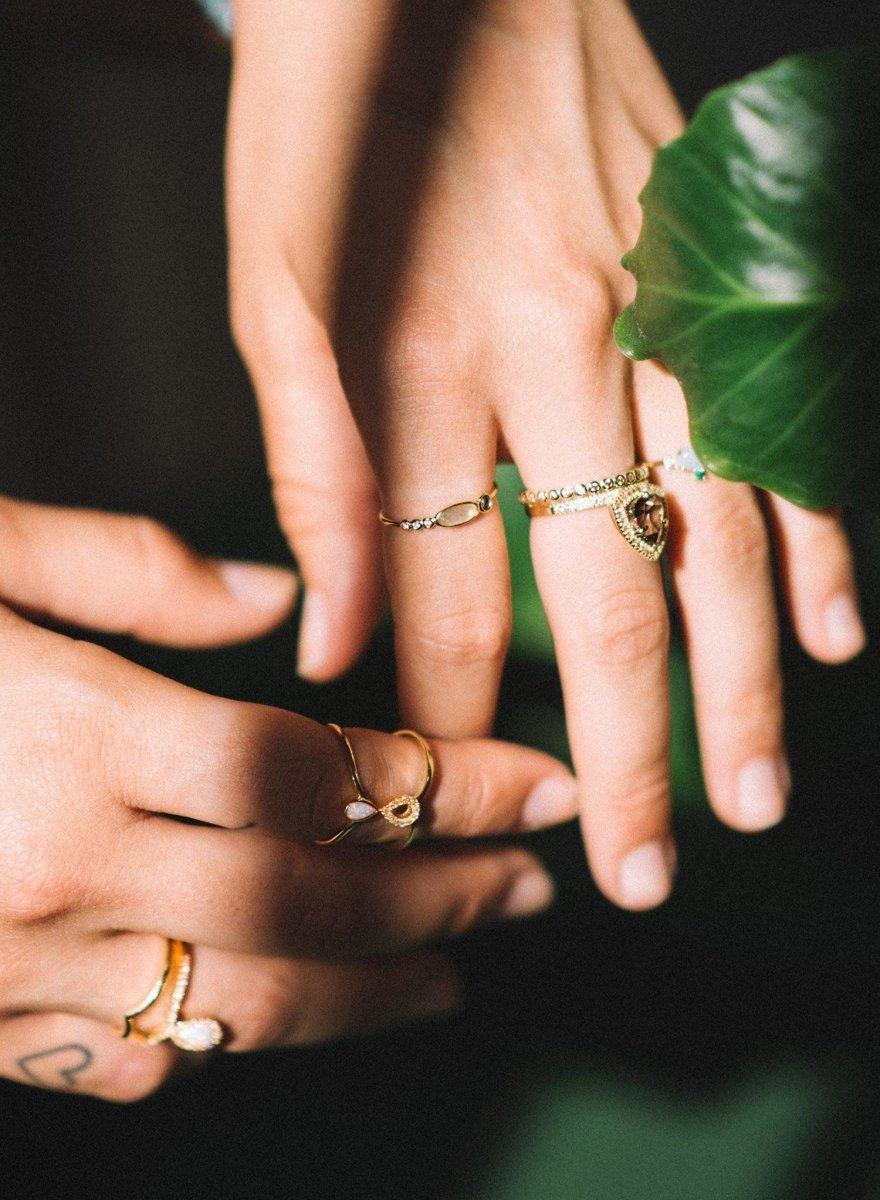 bagues avec pierres design original et zircons-LINEARGENT