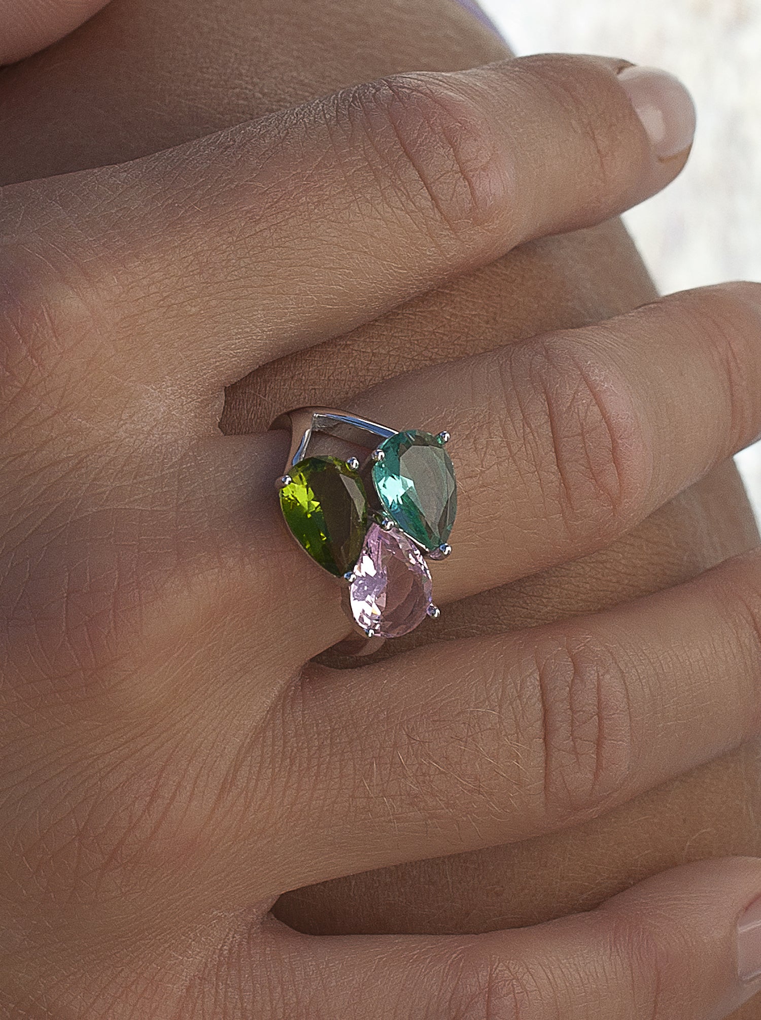 Anillos con piedras diseño tres gemas talla pera-LINEARGENT