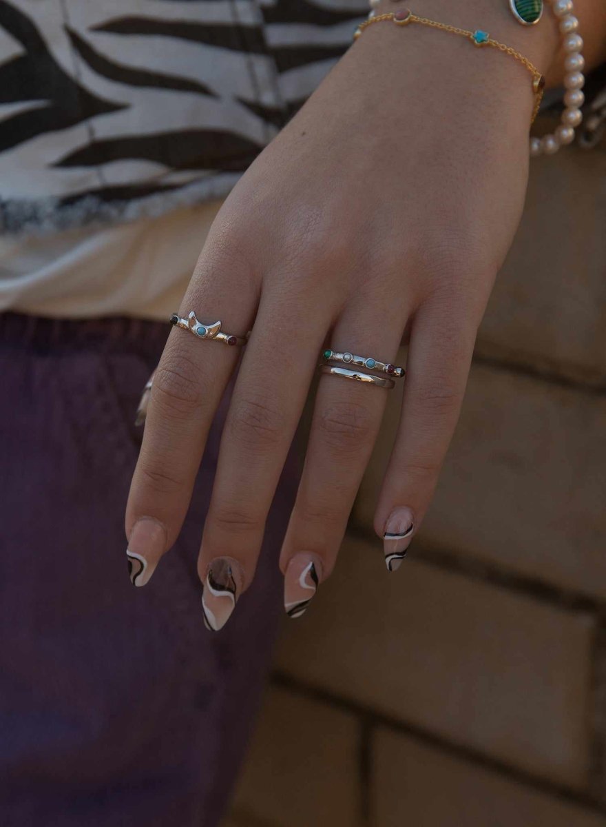 Anillos con piedras motivo de luna bañado en oro-LINEARGENT