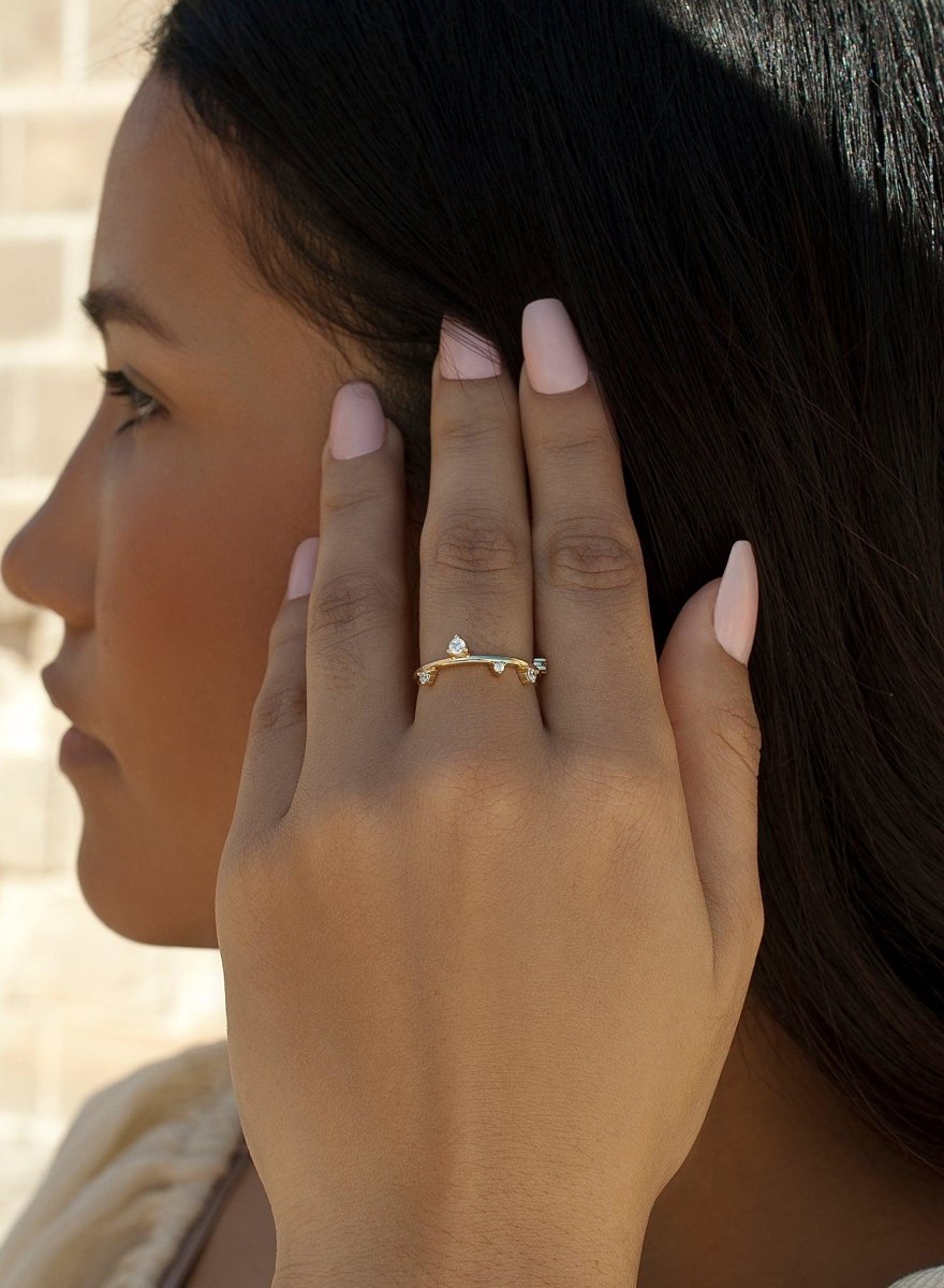 Thin silver Rings design zirconias