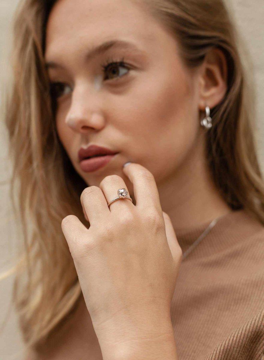 Anillos finos de plata diseño de nudo-LINEARGENT