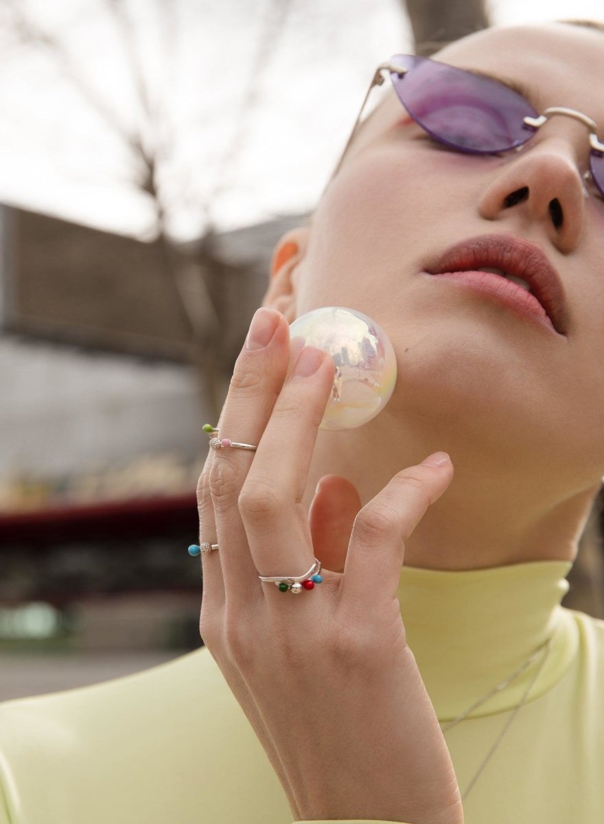 Thin Rings design semi-open molecular pack of two