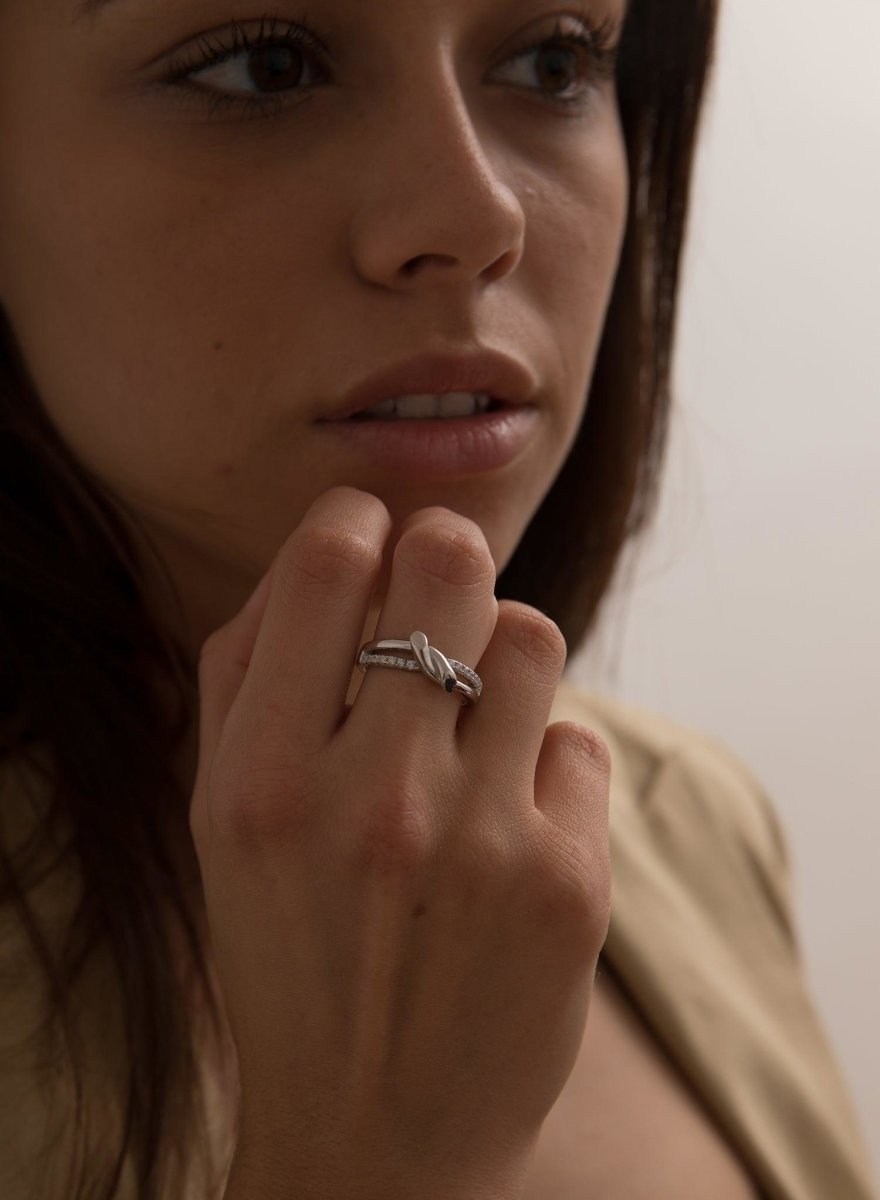 bagues fins motif de nudo et zirconsLINEARGENT