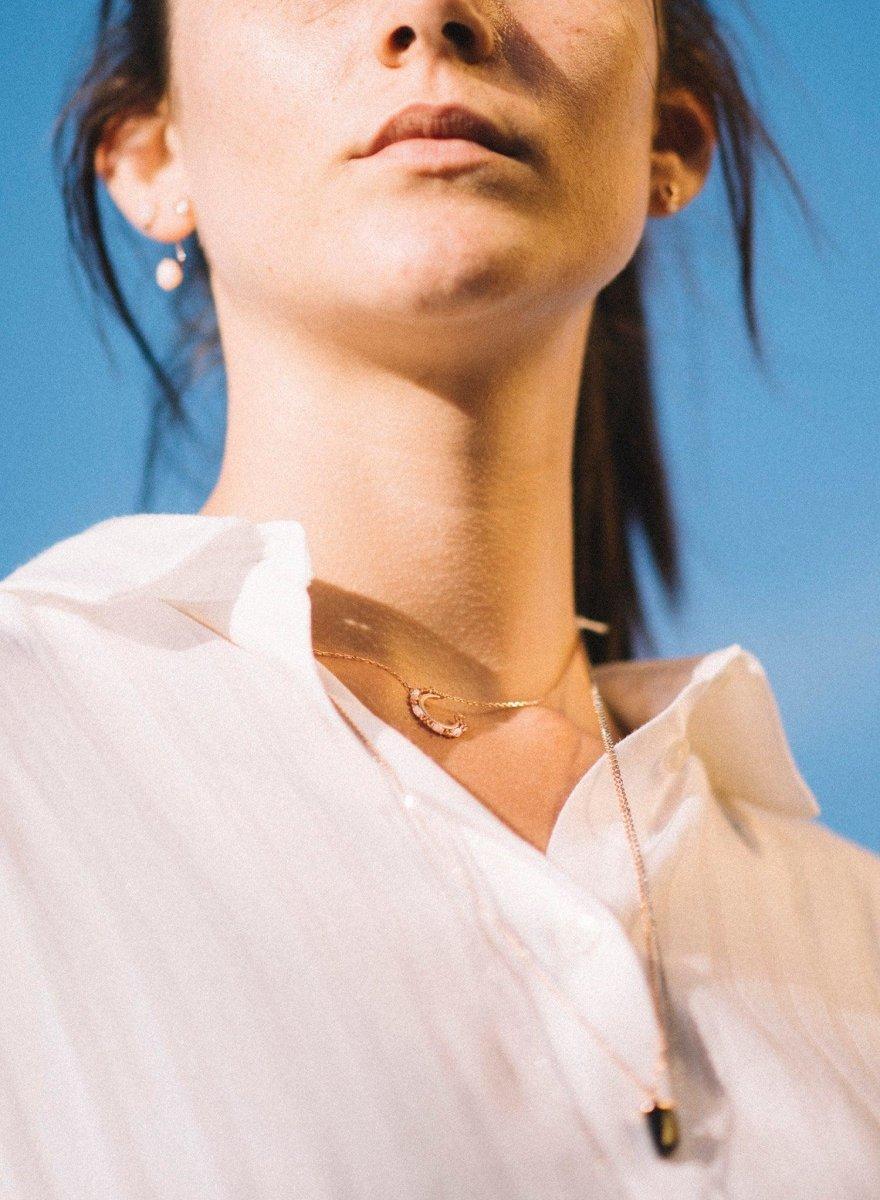 Colgante luna de plata con cuarzos adamantinos rosas talla marquesa-LINEARGENT