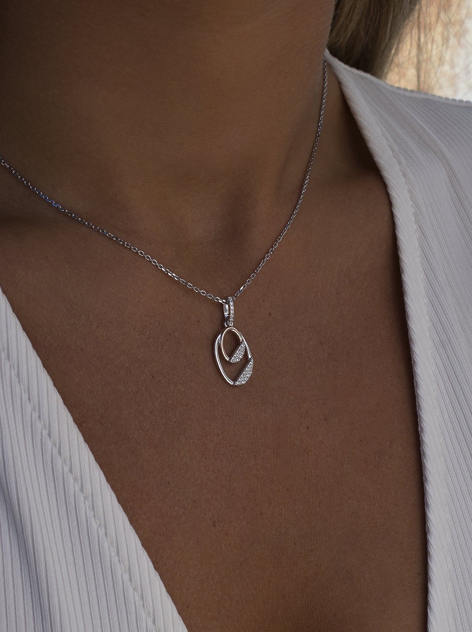 Colgantes bicolor de plata con doble motivo circular-LINEARGENT