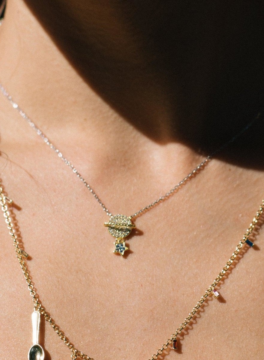 Colgantes pequeños de plata mini charm planeta-LINEARGENT