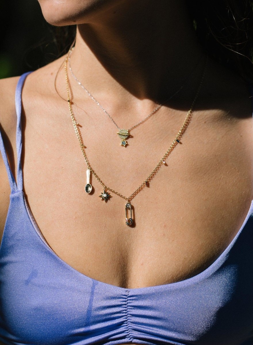 Colgantes pequeños de plata mini charm planeta