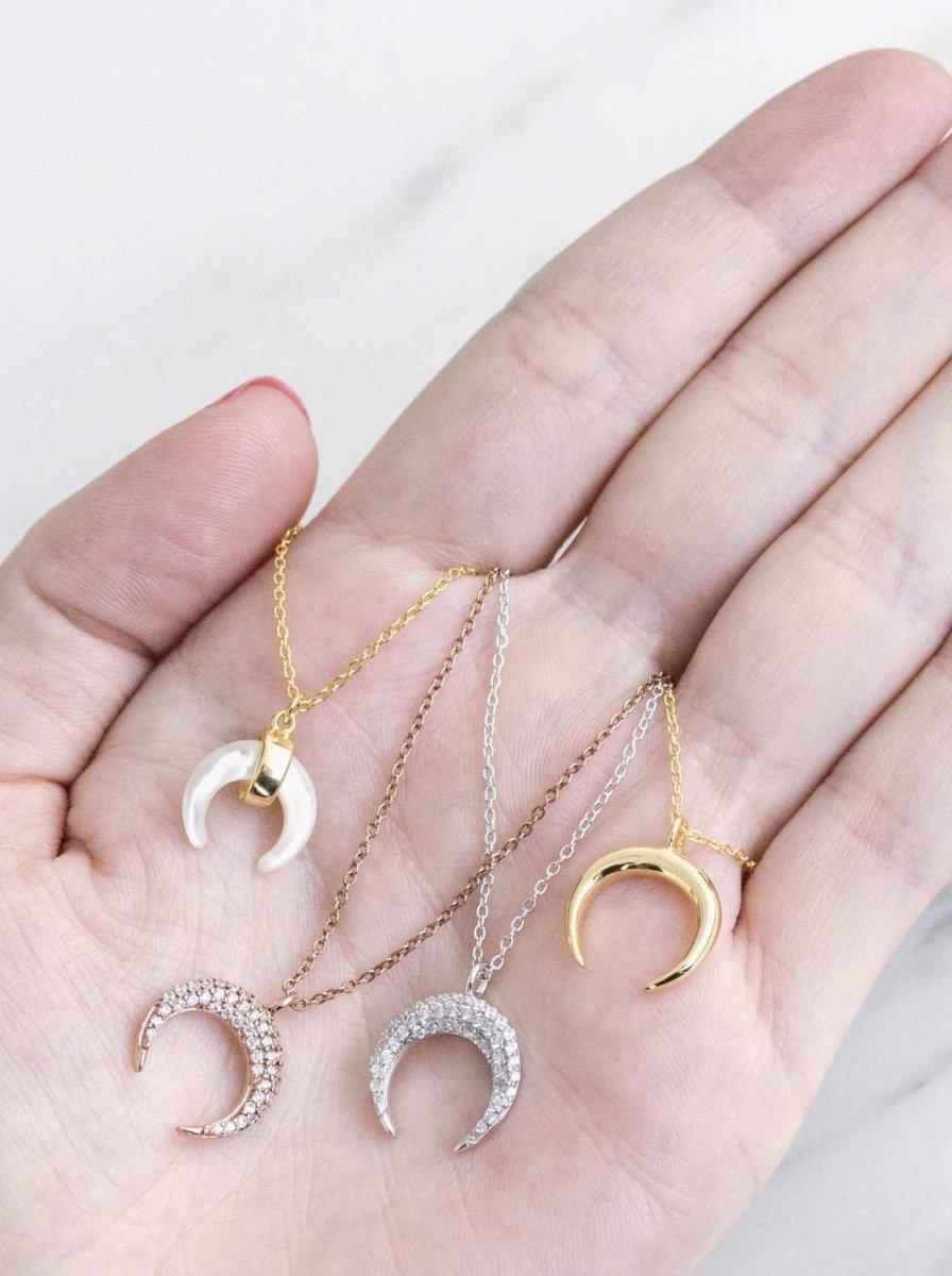 Colgantes pequeños diseño cuerno bañado en oro-LINEARGENT