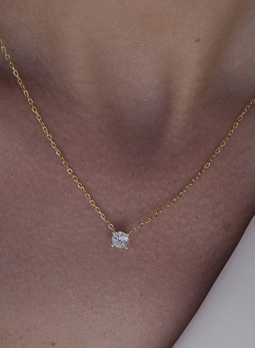 Colgantes pequeños diseño de chatón bañado en oro-LINEARGENT