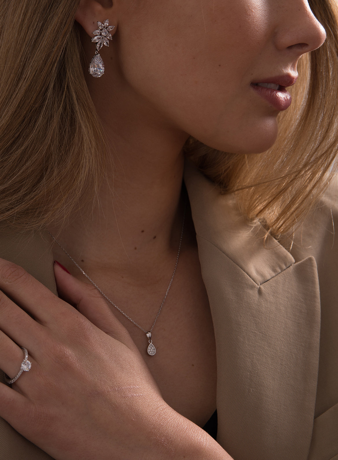 petits pendentifs design goutte avec zircons-LINEARGENT