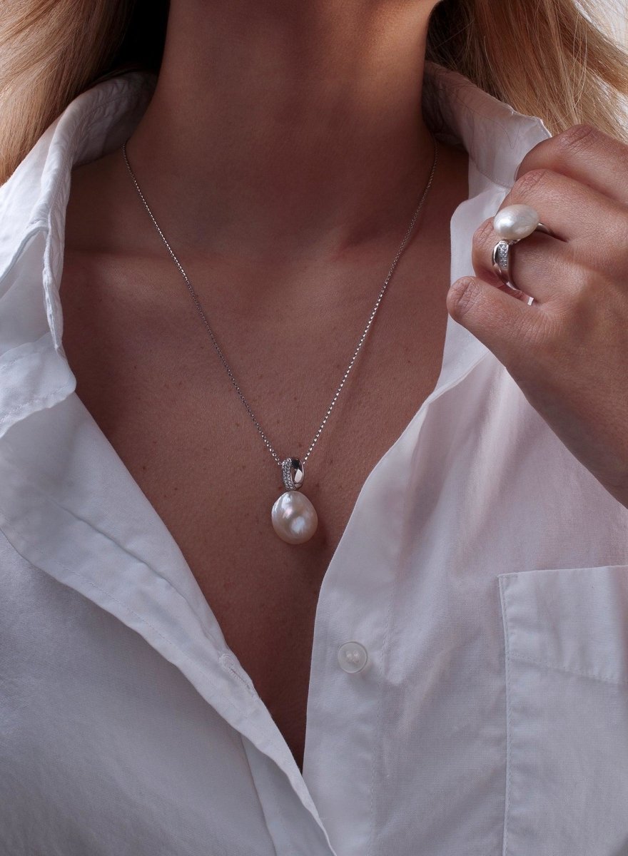 pearl in silver pendants design double rail