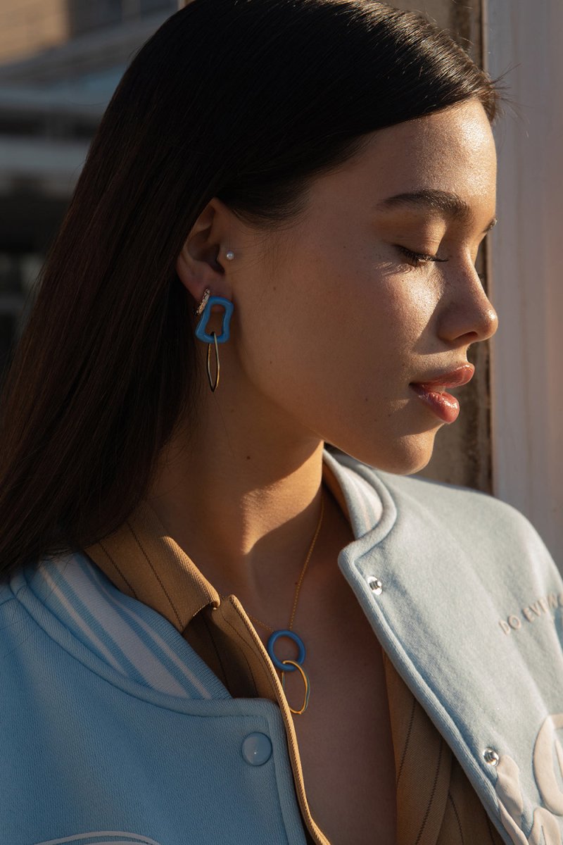 Colgantes plata originales doble motivo curvilíneo de esmalte azul électrico y plata lisa