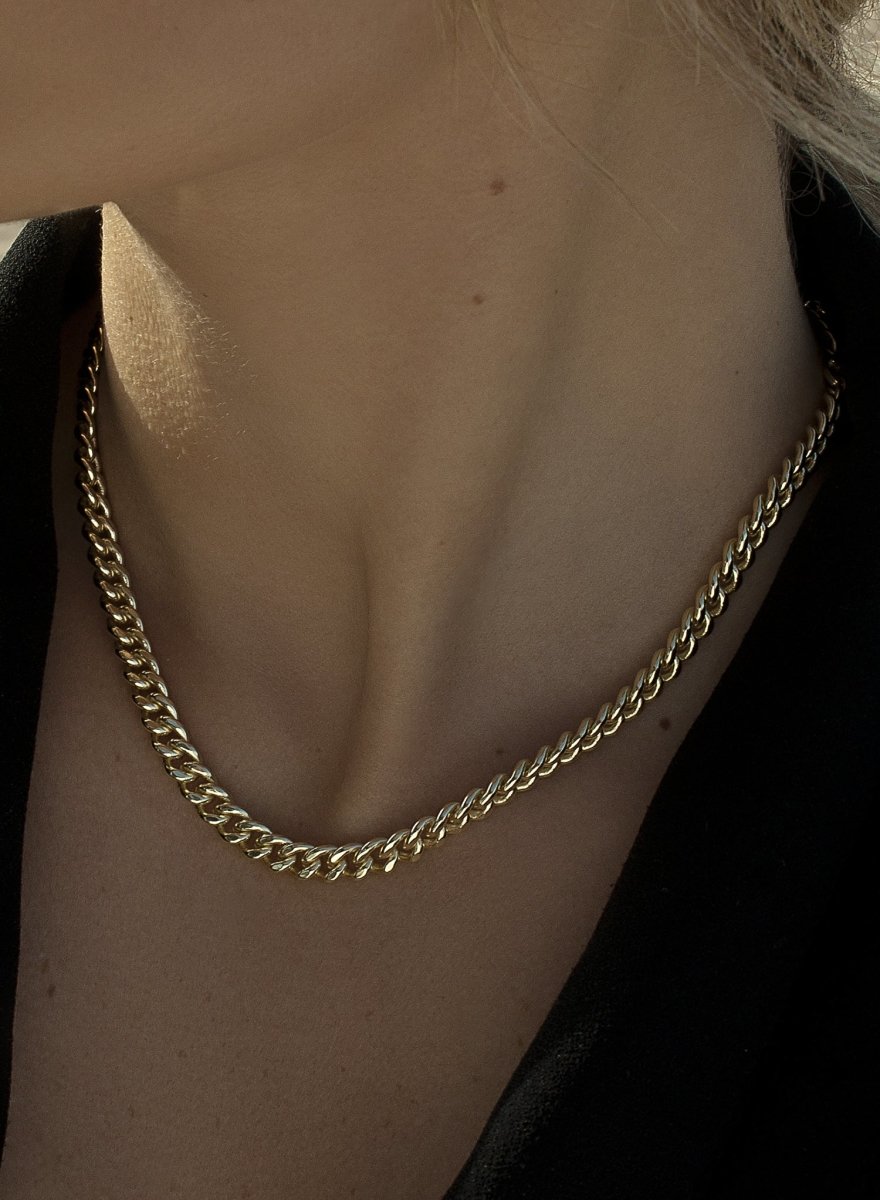 Collar cadena bañada en oro diseño de eslabones pequeños-LINEARGENT