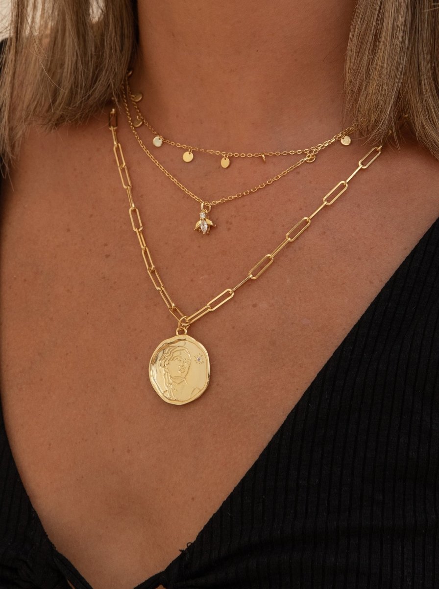 Collar medalla dorada diseño de rostro y sol-LINEARGENT