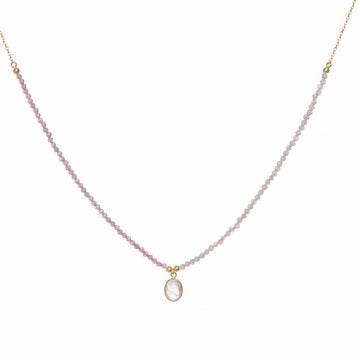 Collares cortos diseño de bolas y charm de cuarzo rosa