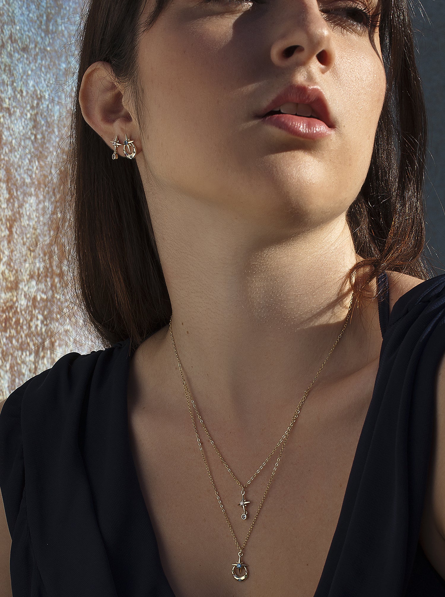 Collares dobles de plata bañada en oro diseño universo