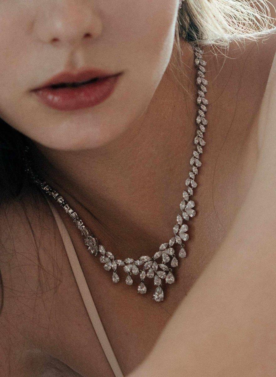 colliers fête en argent design rigid LINEARGENT