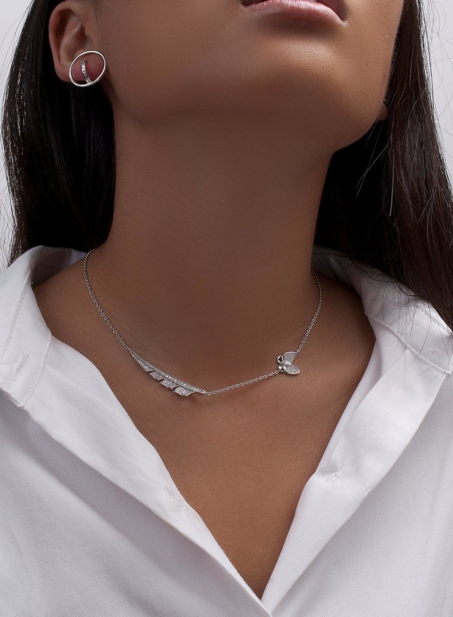 Collares plata originales diseño pluma y mariposa
