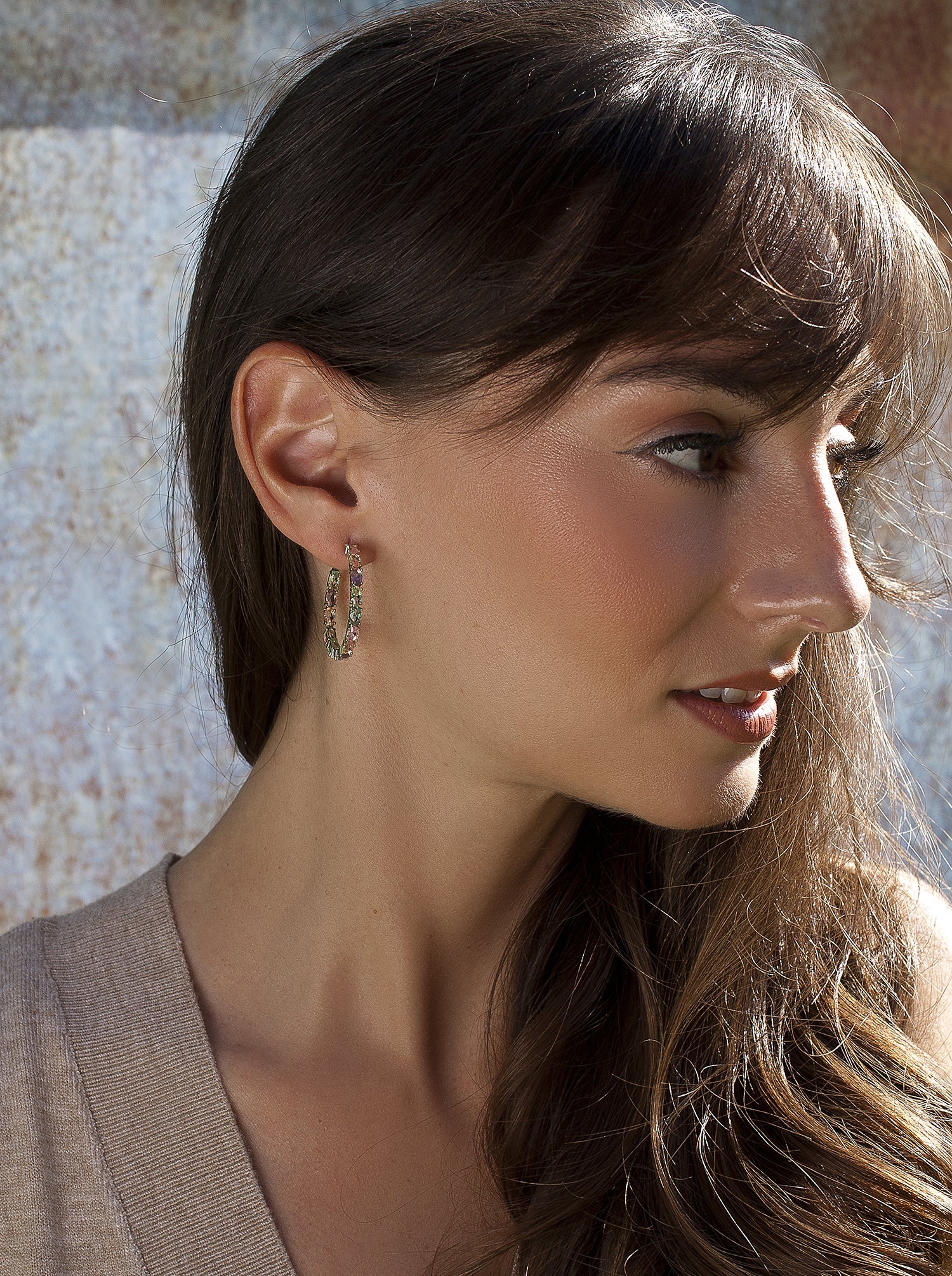 Pendientes aro de plata con piedras en tonos rosas de talla oval-LINEARGENT