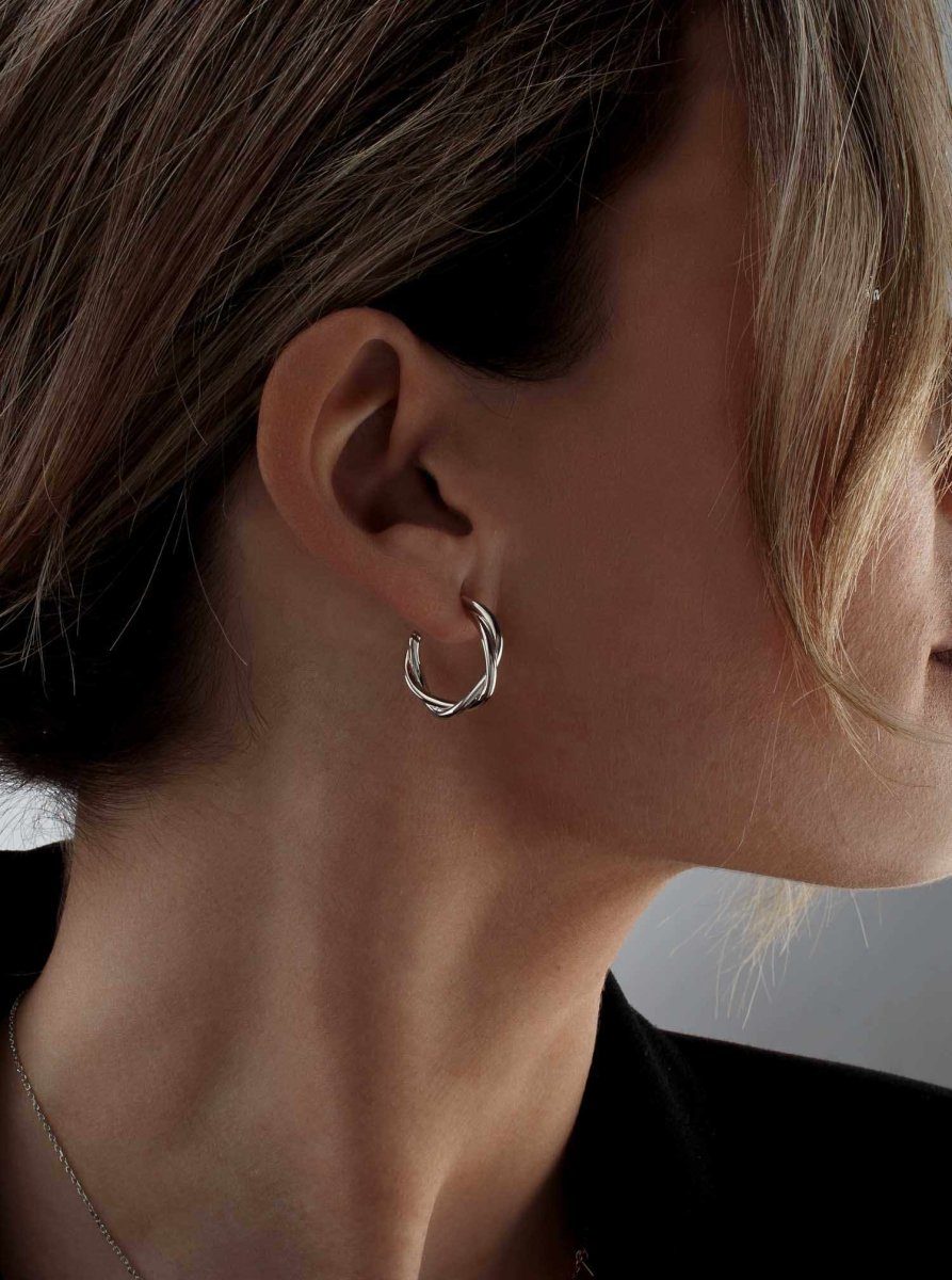 Pendientes aro de plata pequeños raíles enredados-LINEARGENT