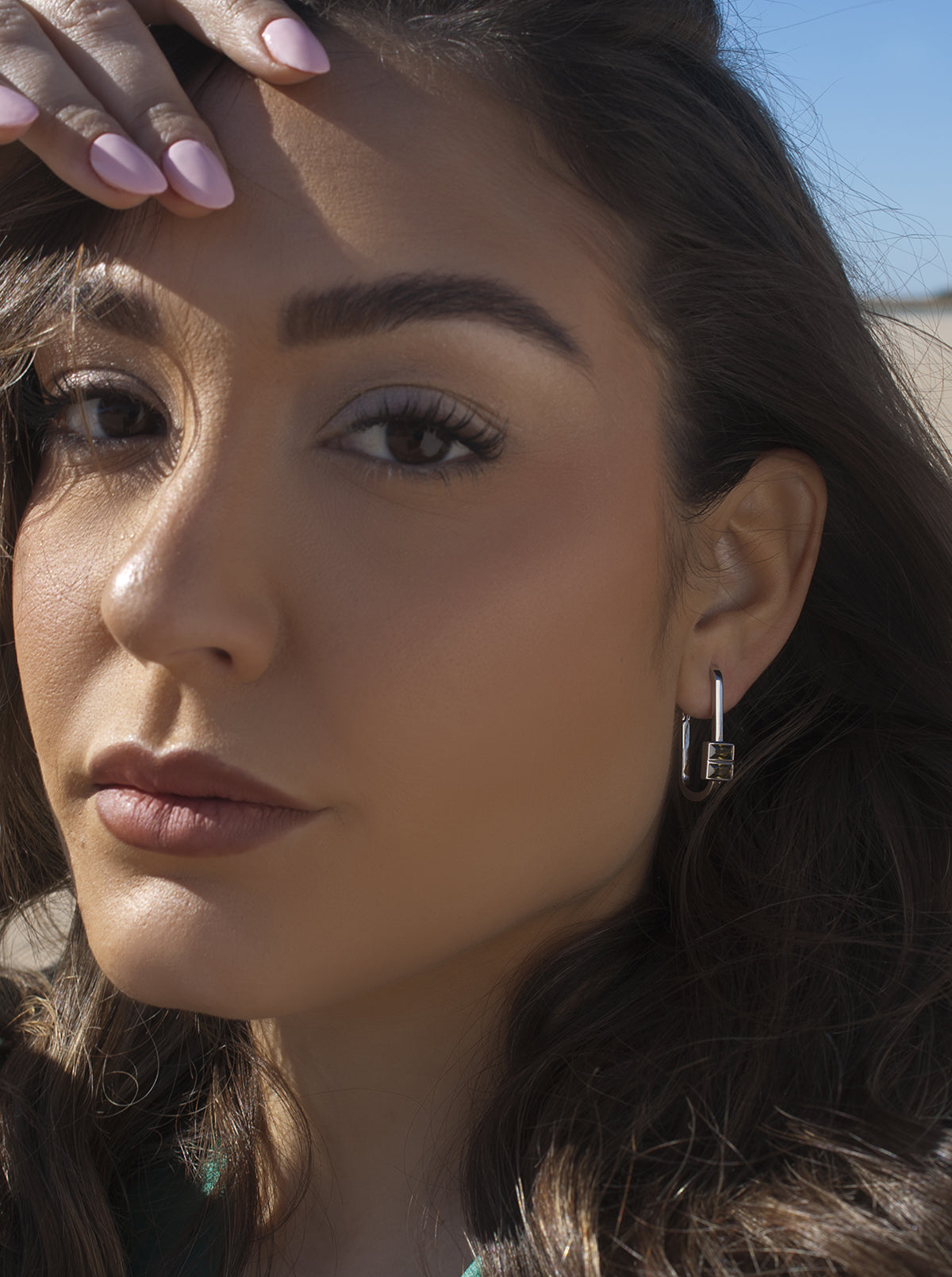 Pendientes aro diseño rectangular con gemas lavanda y oliva