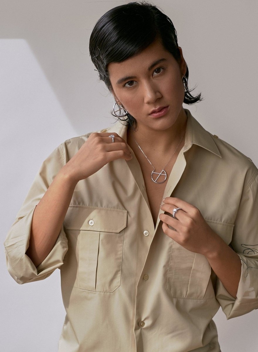 Boucles d'oreilles créole originaux design rails enzircon croisés