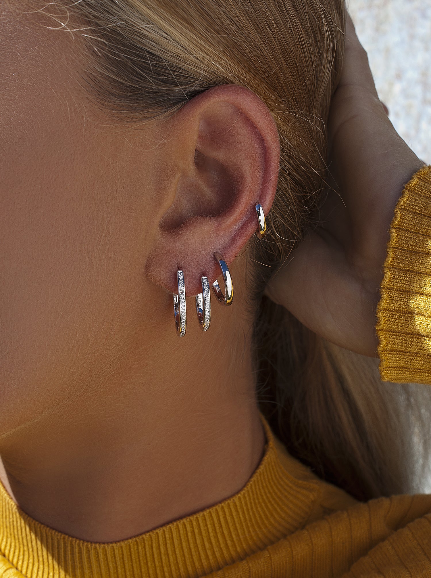 earrings hoop small silver with design oval