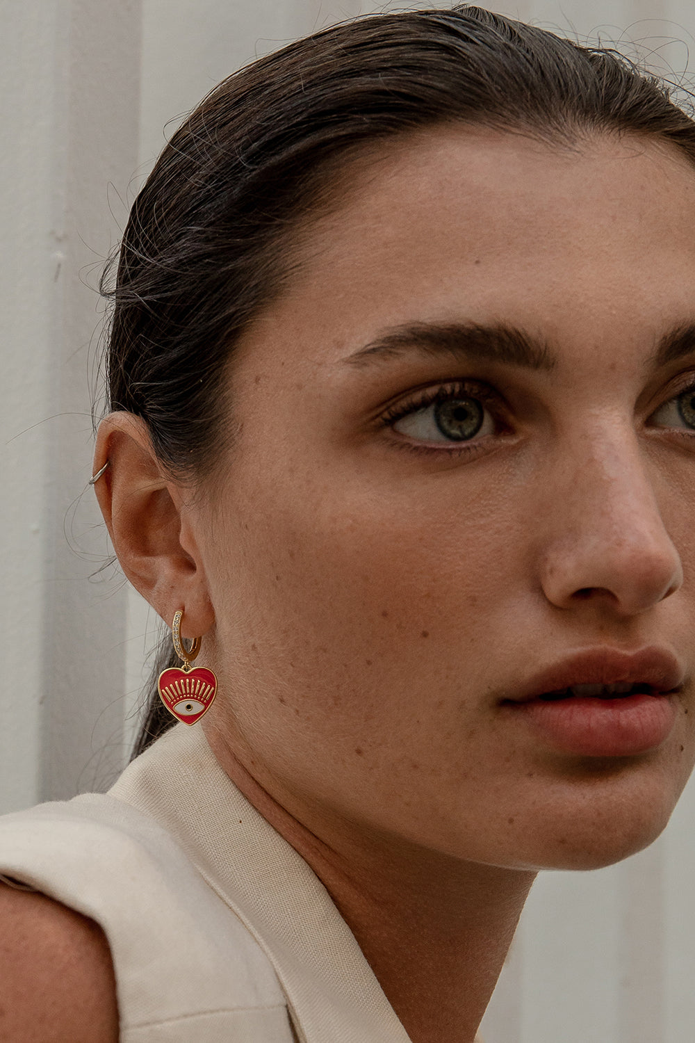 earrings hoops with pendants design heart in varnish red