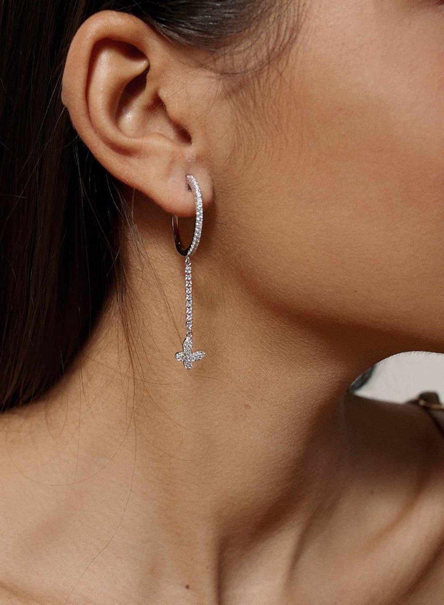 boucles d'oreilles créoles avec pendentifs design papillon avec zircons-LINEARGENT