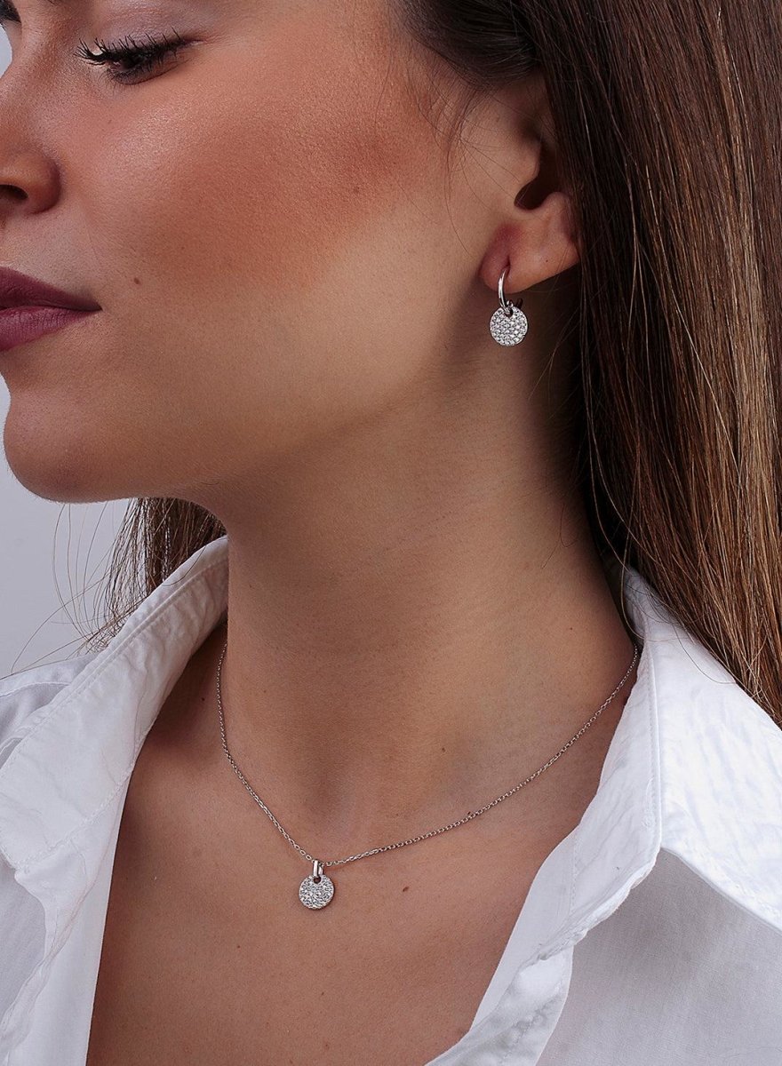 Pendientes aros con colgantes diseño medalla con circonitas