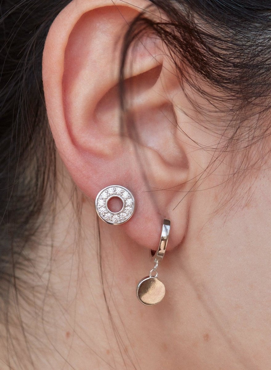 boucles d'oreilles créoles avec pendentifs motif circulaire et LINEARGENT