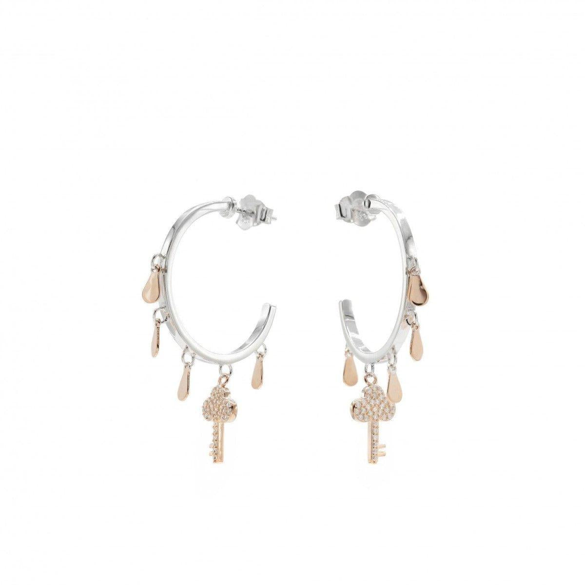 boucles d'oreilles créoles avec pendentifs motif larme et clé avec zircons-LINEARGENT