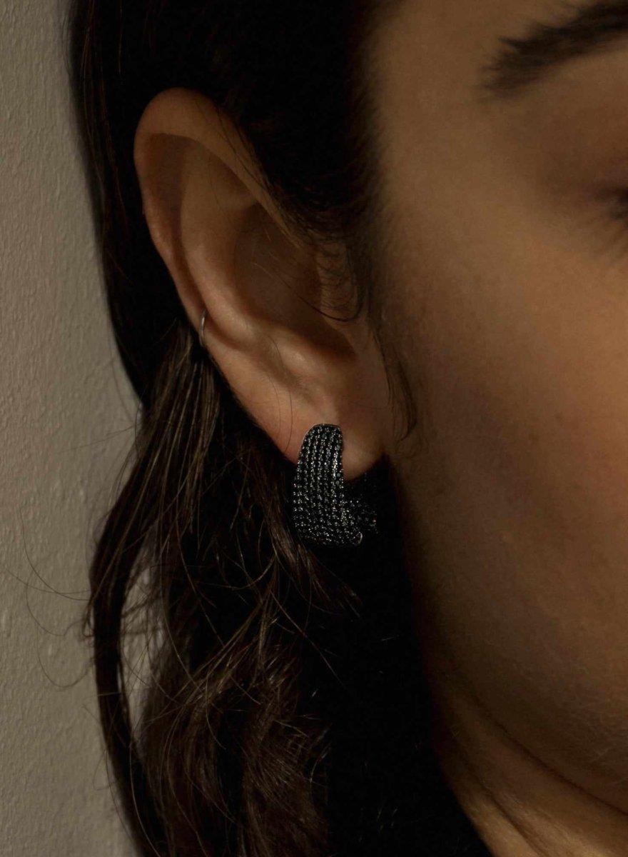 Boucles d'oreilles créoles design épais avec sertissage total de zircons LINEARGENT