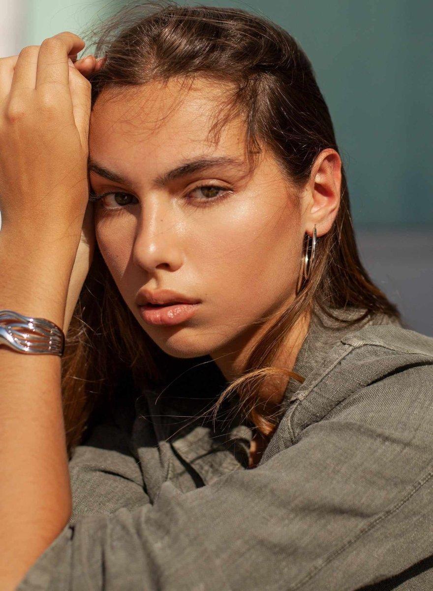 grandes  boucles d'oreilles créoles design tubulaire avec LINEARGENT