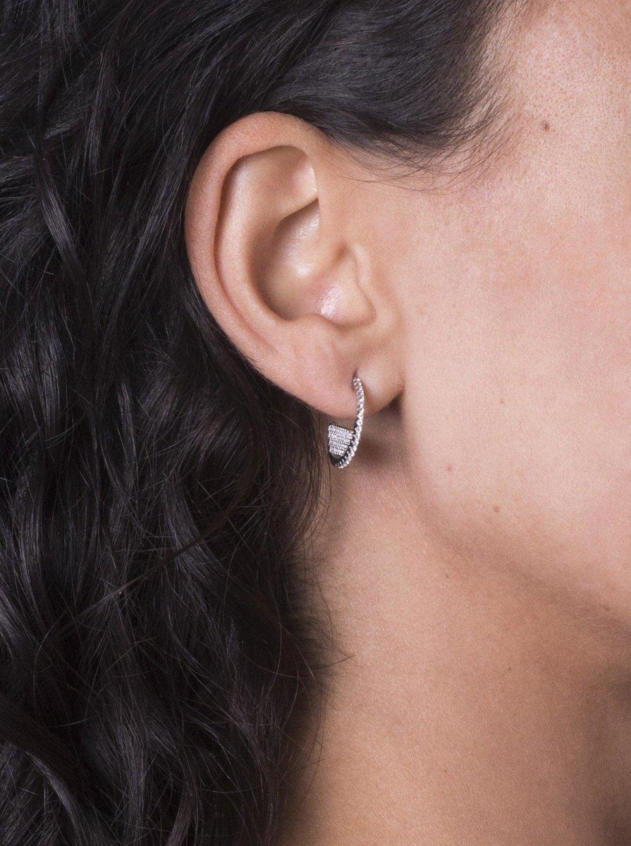 Boucles d'oreillespetits  créoles  circulaires avec pavé de de zircons-LINEARGENT