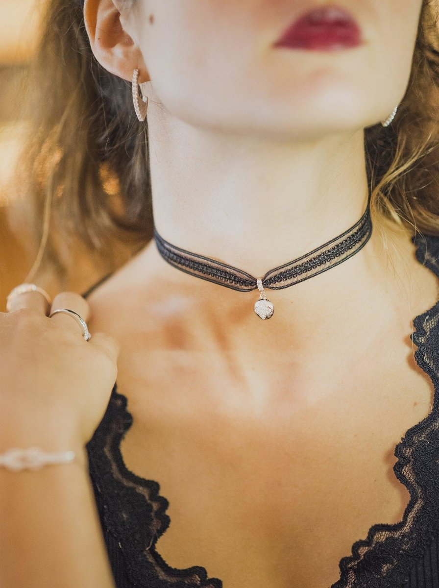 Boucles d'oreillespetits  créoles  circulaires avec pavé de de zircons-LINEARGENT