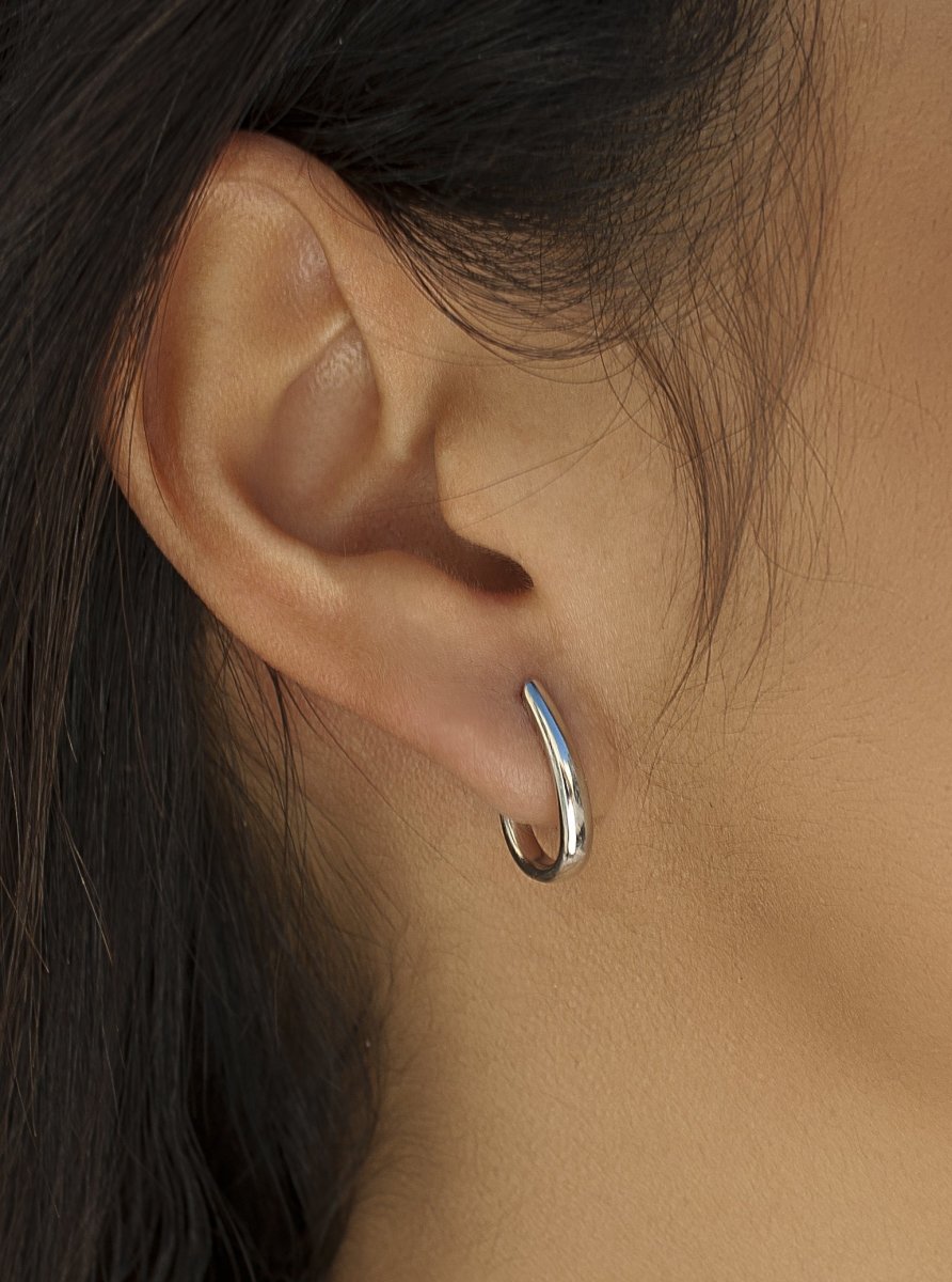 Pendientes aros pequeños diseño semiabierto y plata lisa-LINEARGENT