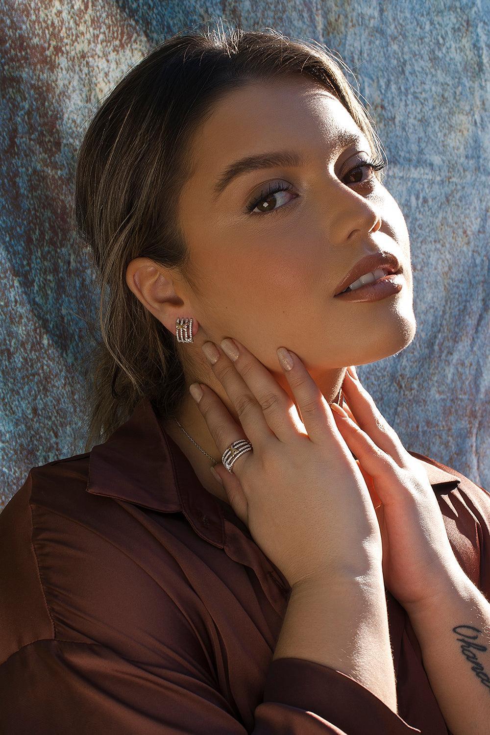 boucles d'oreilles fermeture omega design de double pince bicolore avec zircons-LINEARGENT