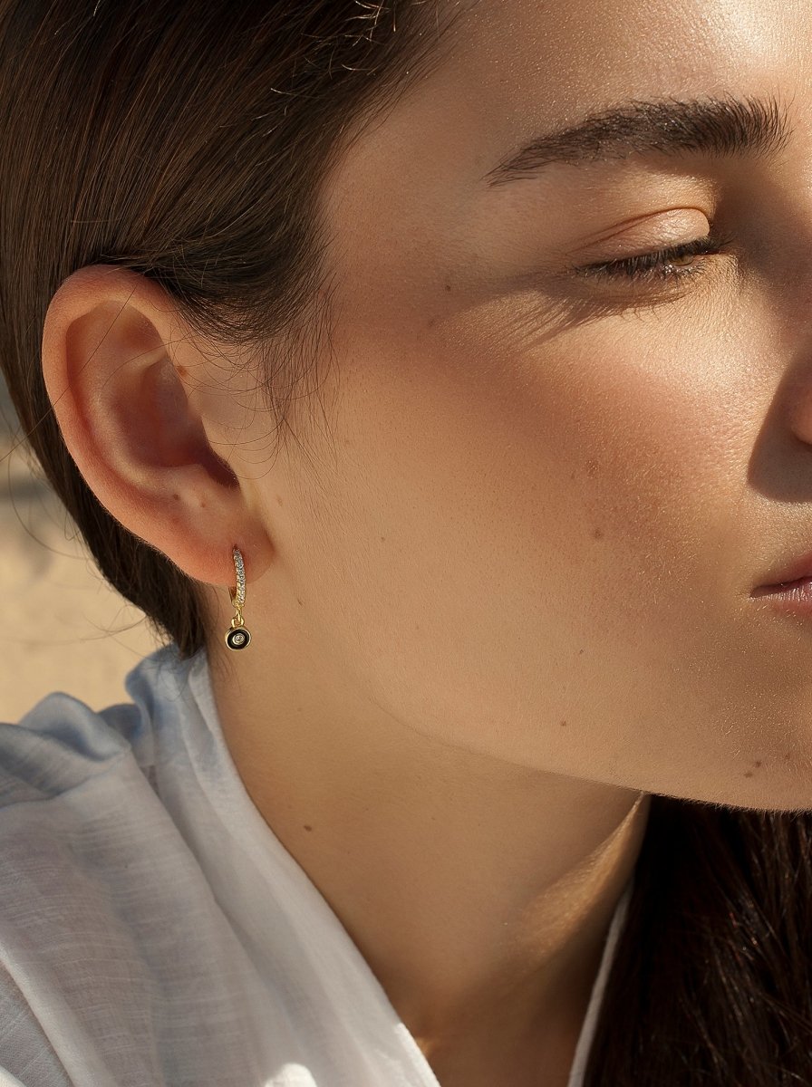 Pendientes con colgantes en plata diseño círculo negro con esmalte