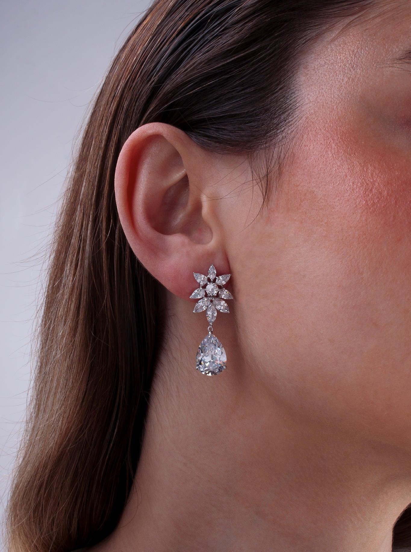 boucles d'oreilles de mariée de argent petits festivos avec design LINEARGENT