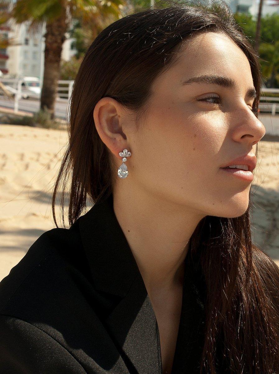boucles d'oreilles de mariée petits design larme et LINEARGENT