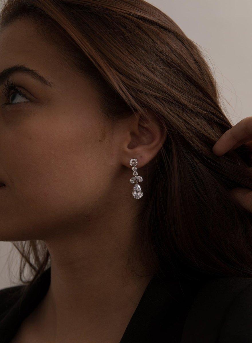 Boucles d'oreilles de mariée petits argent classiques avec LINEARGENT