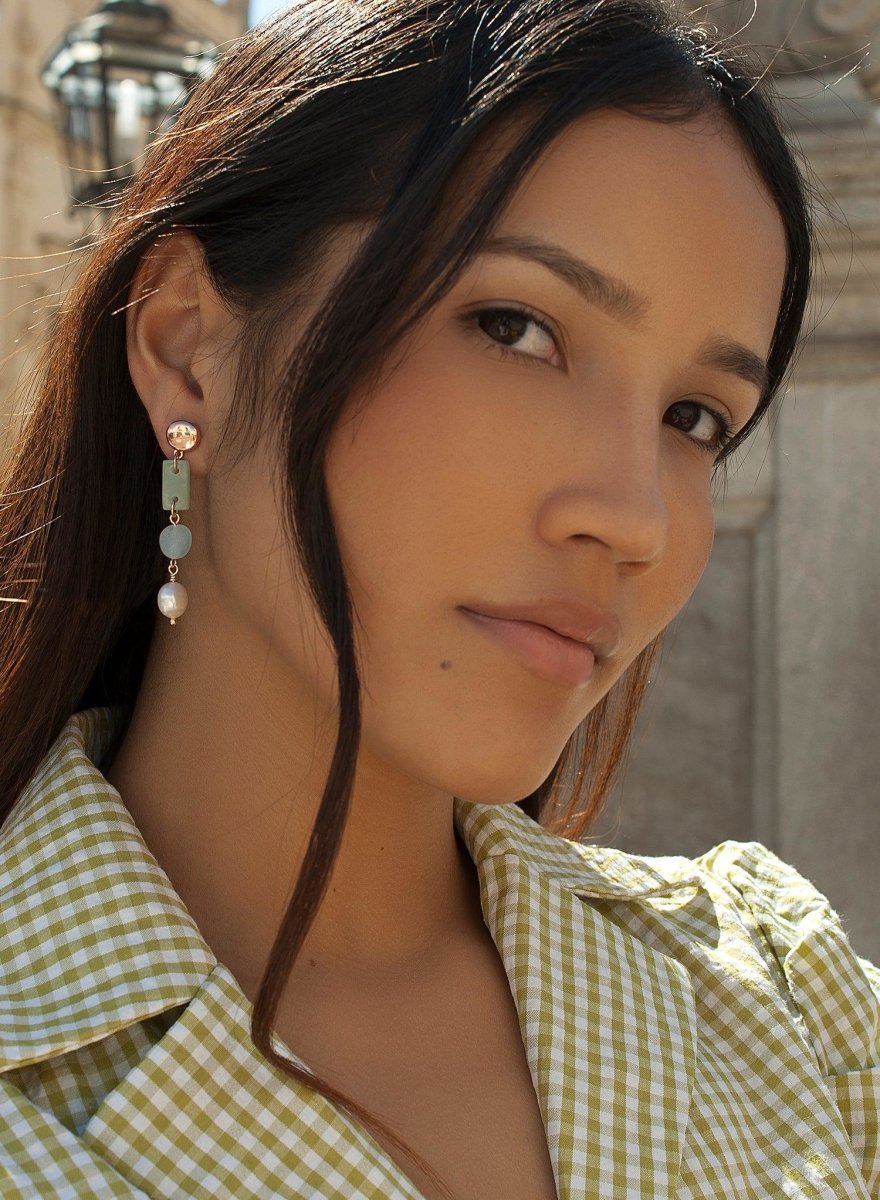 earrings made of natural  stone design pendant made of pearl final