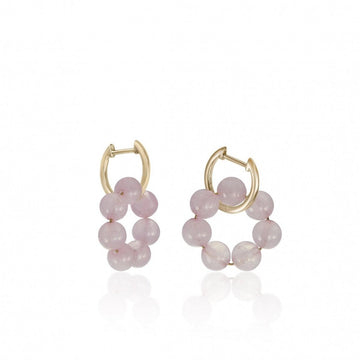 Pendientes de piedra natural en forma de esferas en tono rosa y aro bañado en oro