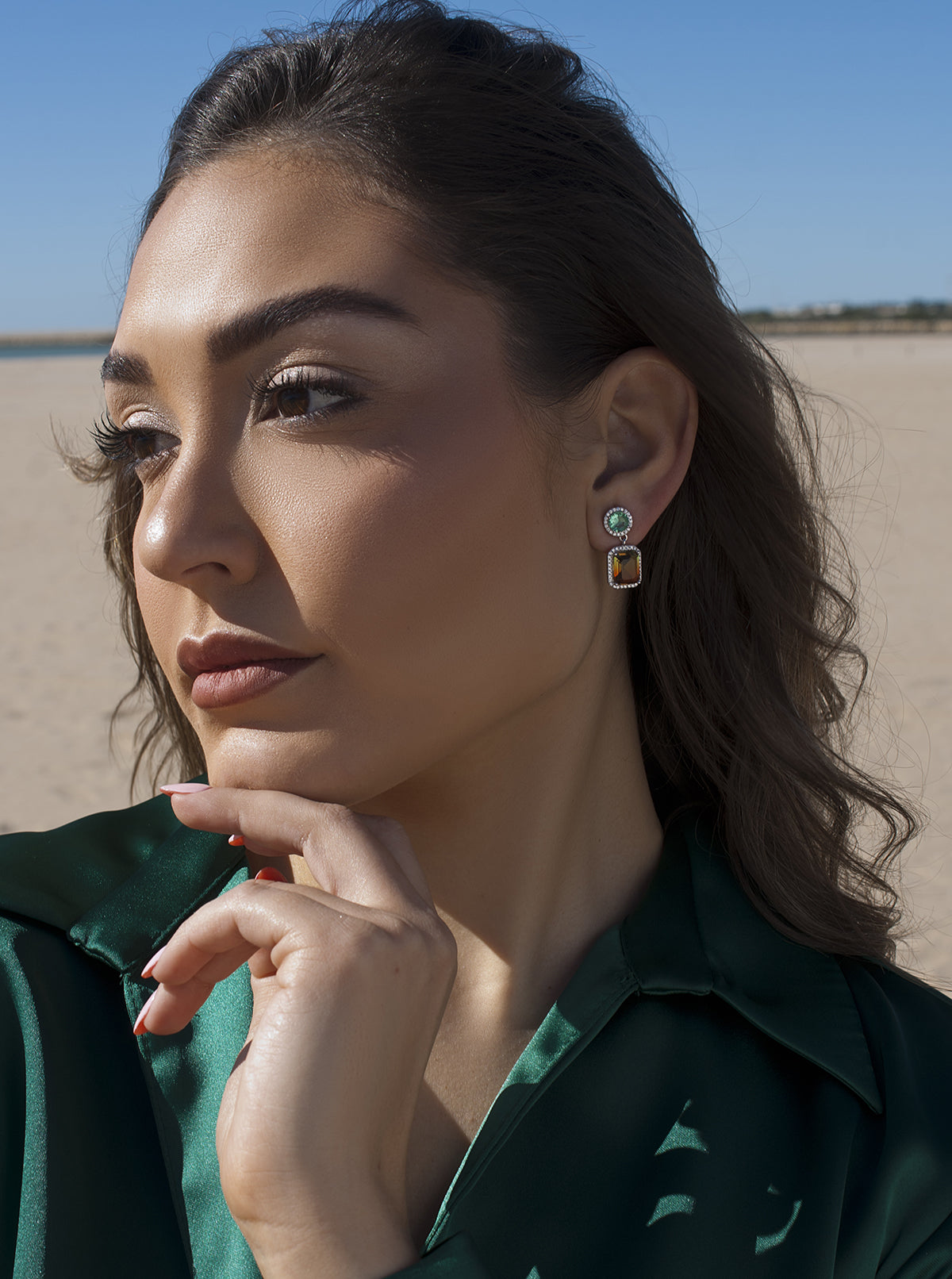 Pendientes de piedras de colores en aventurina y naranja