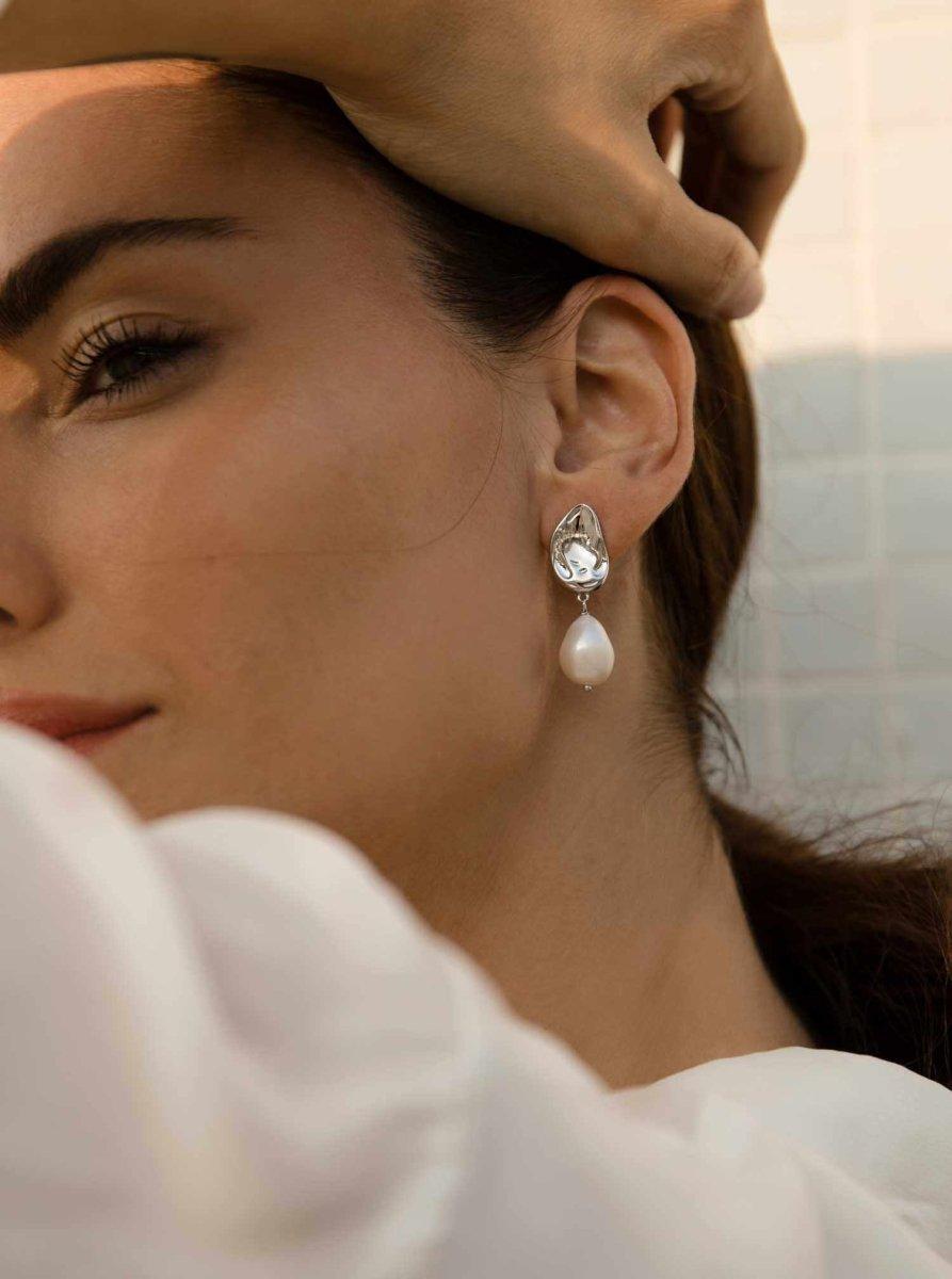 Boucles d'oreilles de argent perle pendentif design liquide LINEARGENT